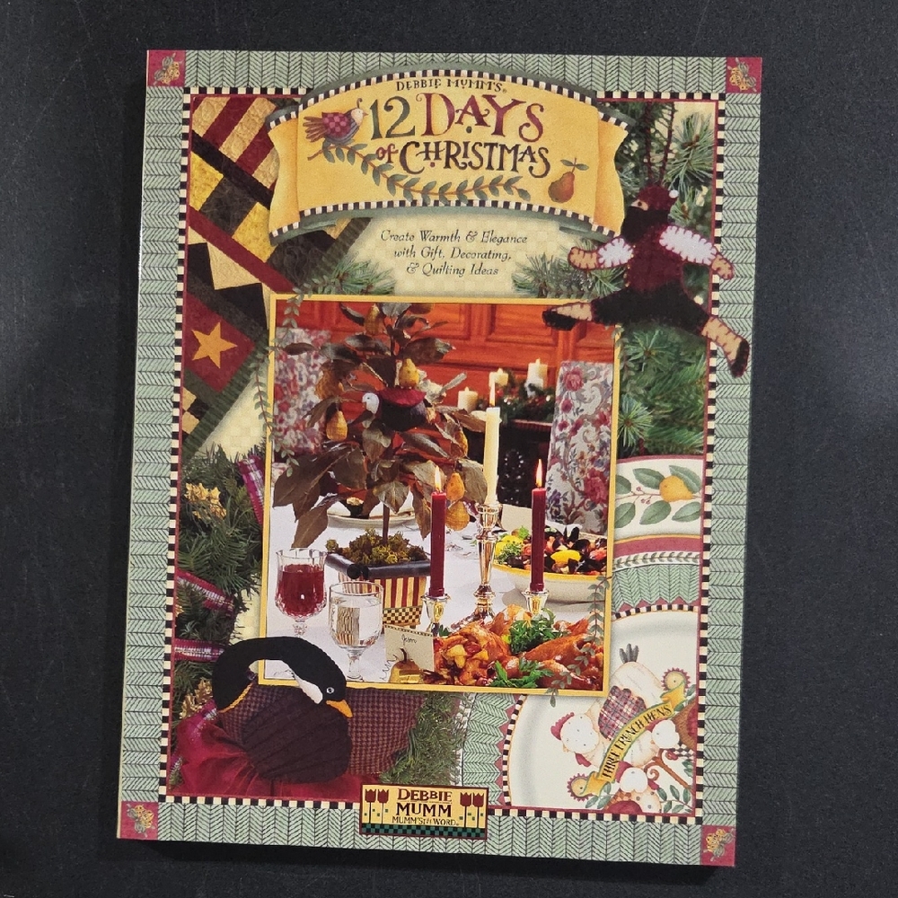 Debbie Mumm 12 Days of Christmas Holiday Decor Book